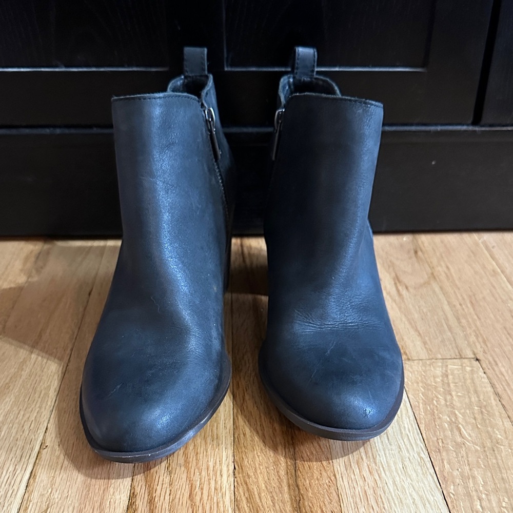 Lucky Brand Basel Mid Sleek Black Ankle Booties